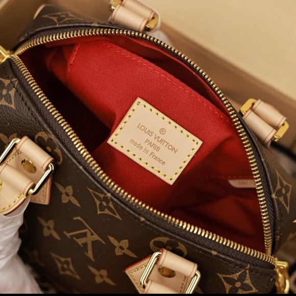 🦋 Beautiful LV speedy 20 🦋 BRAND NEW! - Picture 5 of 6